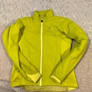 Arcteryx lightweight women’s jacket, size medium